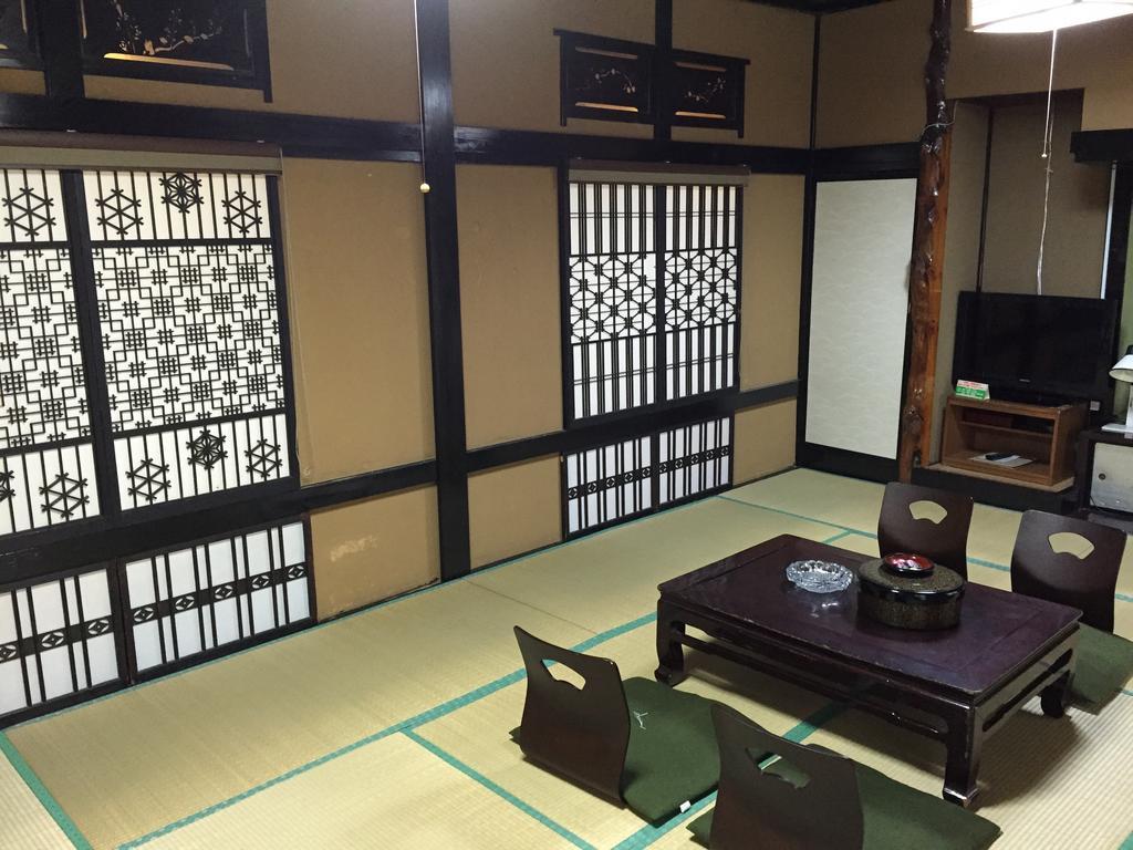 Ryokan Morishige Sendai Bagian luar foto